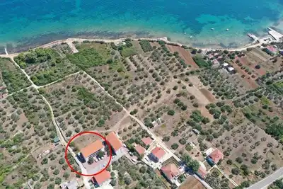 Image de Appartement de deux chambres avec la terrasse et la vue sur le mer Kraj, Pasman (A-22000-a)