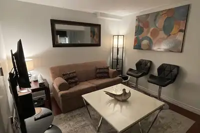 Image de 2 bedroom-Guest Suite with seperate entrance