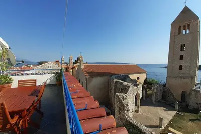 Image de Maison de vacances près de la mer Rab (K-14697)