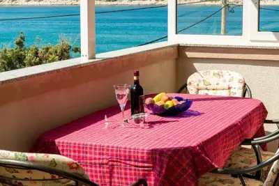 Image de Appartement de deux chambres prés de la plage Barbat, Rab (A-22093-a)