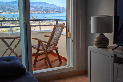 Image de Apartamento Frente a la Playa con Increíbles Vistas a la Bahía de Torre del Mar
