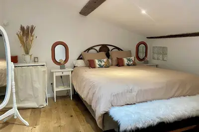 Image de T2 cosy climatisé au cœur du centre historique