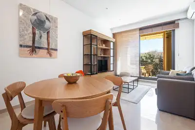 Image de Perfect location downtown - elegant and cosy apt close to everything