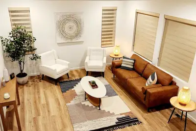 Image de Brand New House, 2 mins to i-25, Sleeps 10