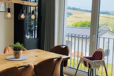 Image de Ferienhaus Sonnenweg 40 Diemelsee mit Sauna und Garten