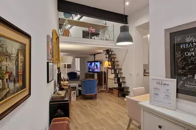 Image de Remanso de luz y Silencio en Plena Puerta del Sol de Madrid