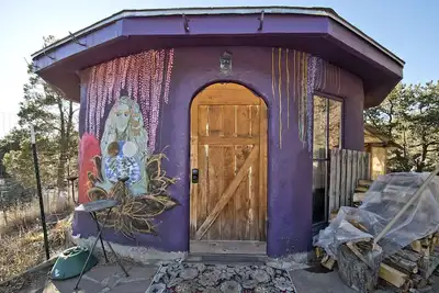 Image de Creative Art of Living \nCLOSED For The Winter Season Until Spring Of 2025