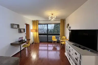 Image de Sunny Flat, parking & Rer C et ligne H