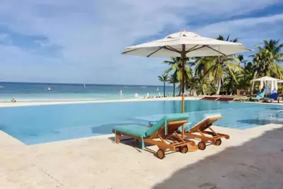 Image de Punta Cana new condo beach, Casino and Pool in Hard Rock punta Cana área