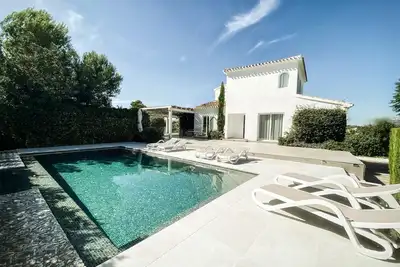 Image de Villa Moderne Et Luxueuse Avec Piscine Privee