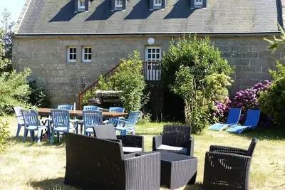 Image de Gîte Indépendant - Calme absolu - Piscine Avec Dôme - La Plage à Pieds