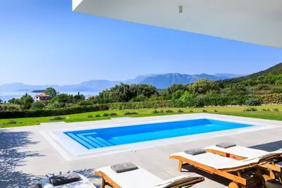 Image de Varko - Apollo - Deux Chambres Villa, Couchages 4