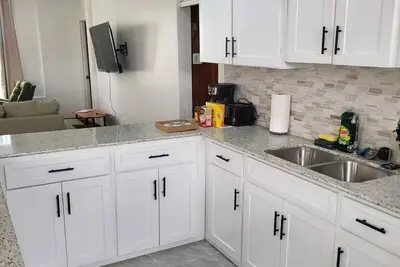 Image de Beautiful home near Cultural Center, National Stadium, Movietown, Gift Land Mall