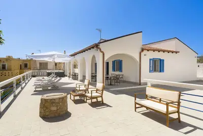 Image de Dipintodiblu Charming HOUSEModern villa on the old port of Lampedusa 1
