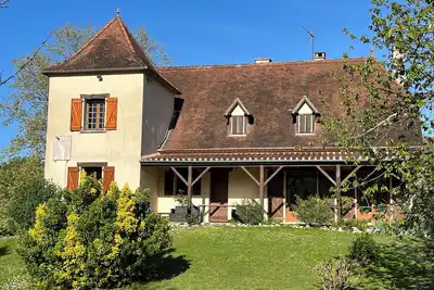 Image de Grande confortable maison près de St-Cirq-Lapopie.