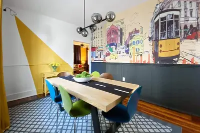 Image de Savannah Condo - Forsyth Park & Downtown Steps Away