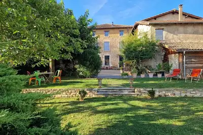 Image de Domaine de famille plein de charme