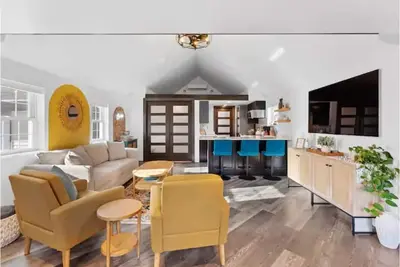 Image de Entire Cozy Cottage! Pet Friendly, No Cleaning Fee