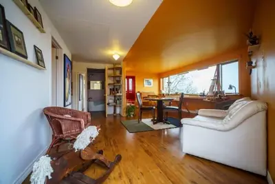 Image de Le Remous \nEn campagne avec vue sur le St-Laurent\n  https://youtu. be/tY02W7Dr_eI