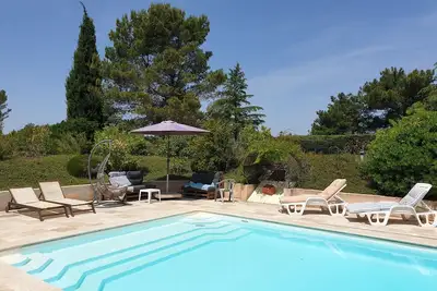 Image de Grand gîte au pied du Ventoux