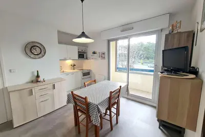 Image de Appartement T2 sur le port du Crouesty pour quatre personnes avec Internet