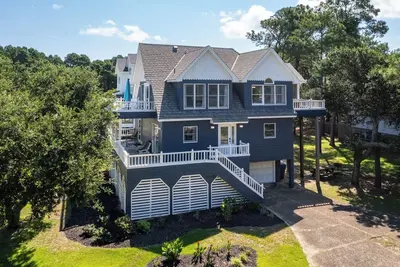 Image de 1320 - Blue Pearl, Soundside 4 Bedroom home in Corolla