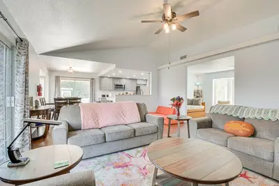 Image de Bright + Cozy Mariposa Getaway: 46 Mi to Yosemite!