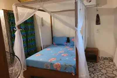 Image de Traditionell eingerichtetes Haus mit Pool erwartet Sie