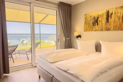 Image de Spacious Top-Floor Suite with Large Rooftop Terrace – Ideal for Families