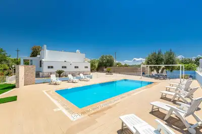 Image de Villa Galadriel con piscina by Wonderful Italy