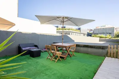 Image de Porto Santa Catarina w\/ Terrace by LovelyStay