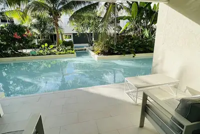 Image de Modern 1 Br King Bed with Pool Nr Beaches