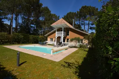 Image de Villa 8 pers, piscine privée chauffée, wifi, jardin