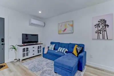 Image de Modern House near Disney-206