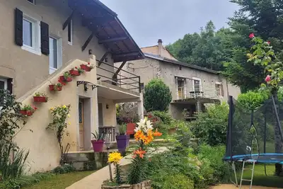 Image de Maison Spa Jacuzzi de charme au pied du Vercors