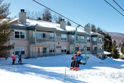 Smugglers Notch Awarded #1 Resort in the East by Ski Magazine 2023 2br/2ba Delux