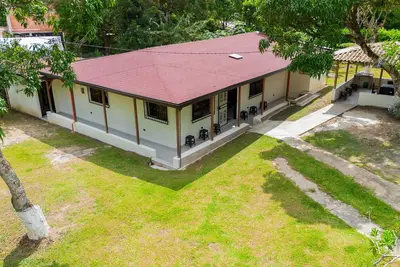 Image de Beautiful brand new, estate just five minutes from the urban center of Cisneros\n