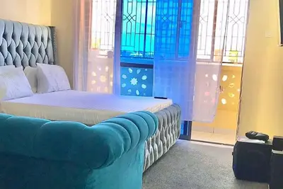 Comfortable Studio Apartment in Mombasa- 15 min from the beach!