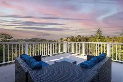 Image de Private Tranquil Retreat with Stunning Views