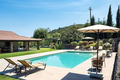 Image de Maison de vacances privée avec Wifi, climatisation, piscine privée, Tv, terrasse, vue panoramique