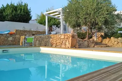 Image de Belle maison de vacances privée avec Wifi, climatisation, piscine privée, Tv, terrasse, parking