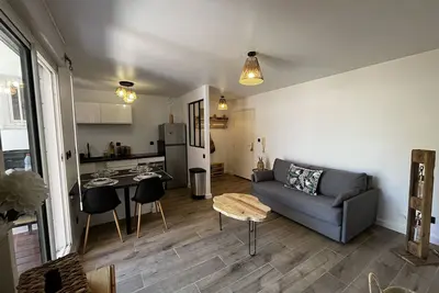 Image de Appartement avec jardin clos et arboré pour une « Poz Paradis ».