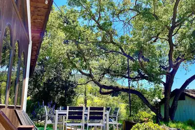 Image de Faithful Oak 4 acre rustic ranch mountain view 3br + Loft 1 King + 3 queen beds