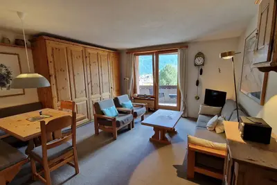 Image de Appartement de 2 1/2 pièces, appartement confortable en arole, balcon couvert av