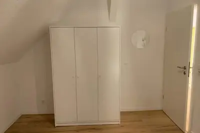 Image de Große Schicke Wohnung Nahe Tesla