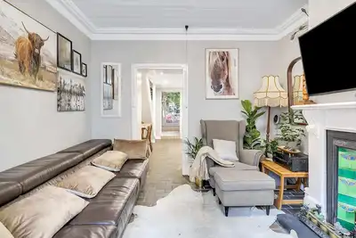 Image de 'Divine Darlo' Terrace