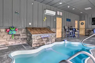 Image de Wanderlust Pool Cabin: Private Pool, Hot Tub