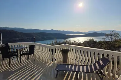 Image de Two Bedroom Ap Vrabac 3