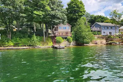 Image de Cozy St. Lawrence waterfront cottage. Two bedrooms, 1 bathroom sleeps 4!