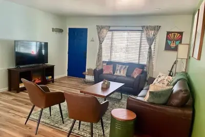 Image de Charming Pet and family-friendly centrally located home in Arvada.